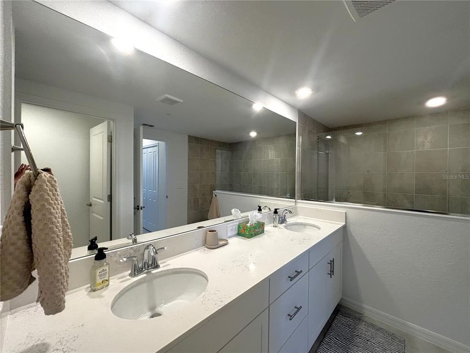 For Rent: $7,000 (3 beds, 2 baths, 1741 Square Feet)