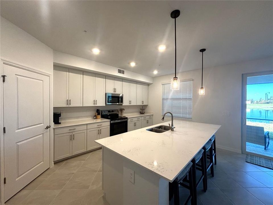 For Rent: $7,000 (3 beds, 2 baths, 1741 Square Feet)