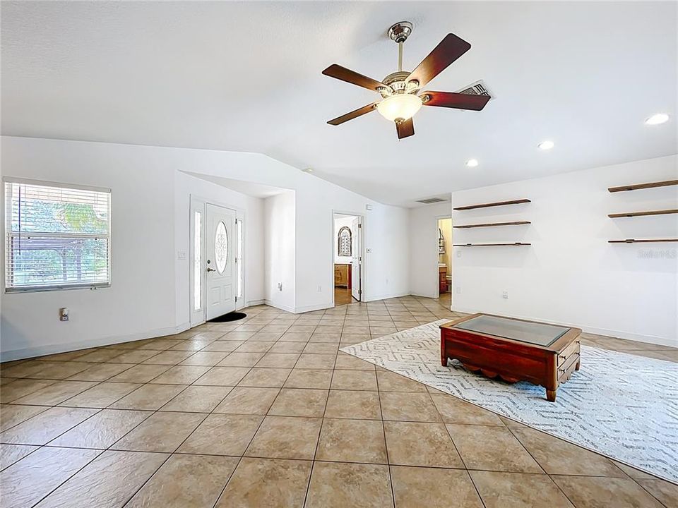 待售: $985,000 (5 贝兹, 4 浴室, 4459 平方英尺)