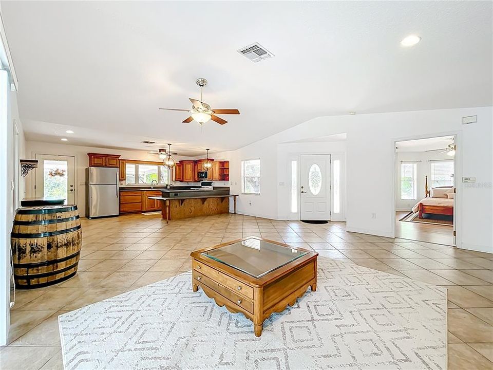 待售: $985,000 (5 贝兹, 4 浴室, 4459 平方英尺)