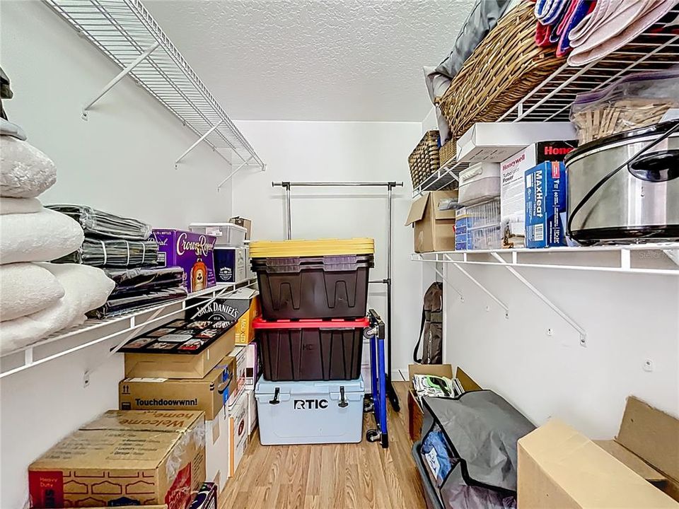 待售: $985,000 (5 贝兹, 4 浴室, 4459 平方英尺)