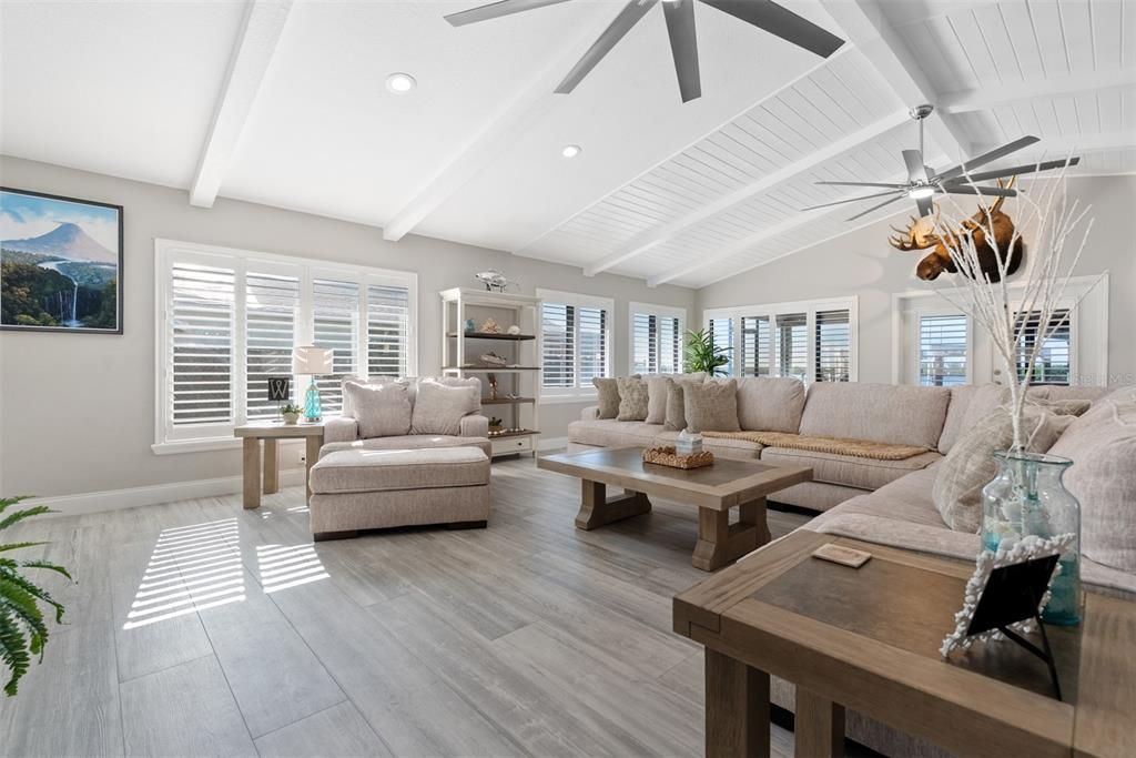 待售: $1,500,000 (3 贝兹, 3 浴室, 3100 平方英尺)