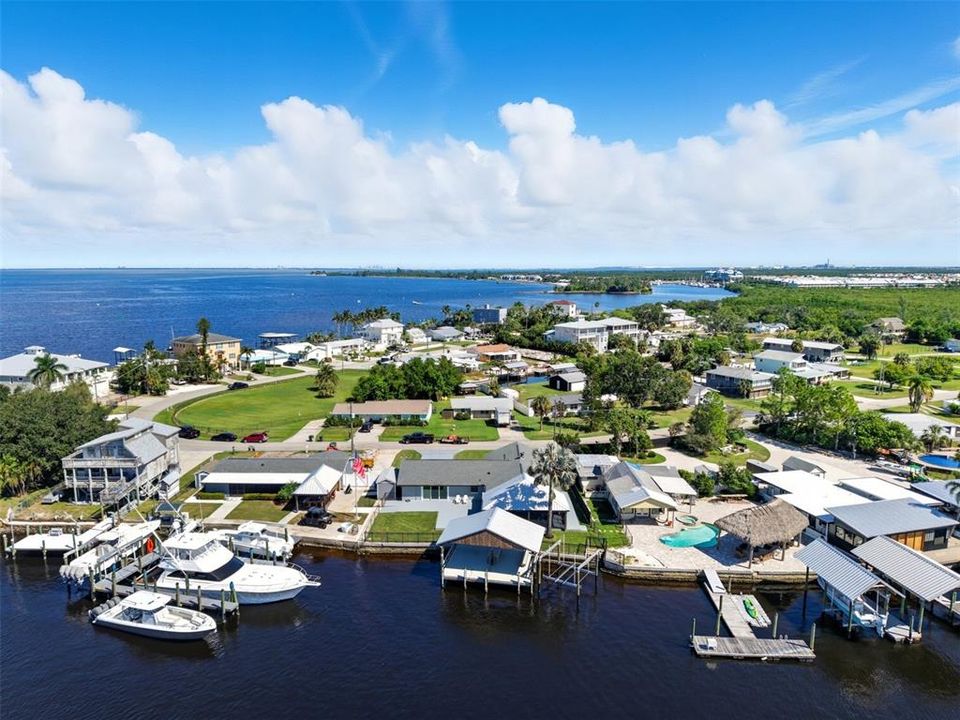 待售: $1,500,000 (3 贝兹, 3 浴室, 3100 平方英尺)