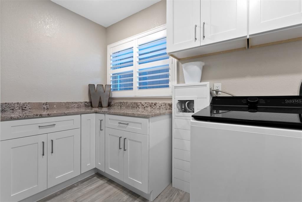 待售: $1,500,000 (3 贝兹, 3 浴室, 3100 平方英尺)