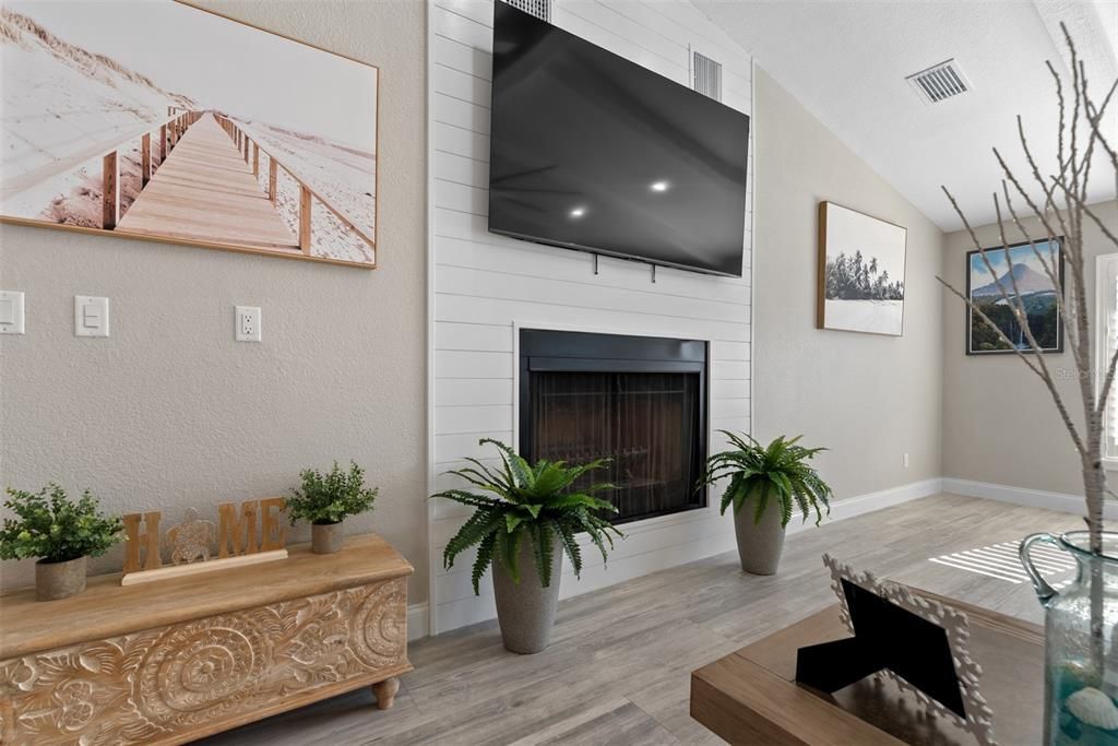 待售: $1,500,000 (3 贝兹, 3 浴室, 3100 平方英尺)