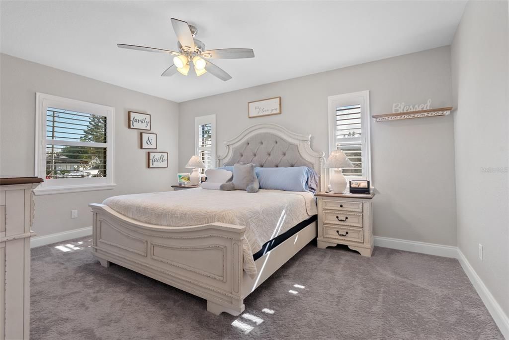 待售: $1,500,000 (3 贝兹, 3 浴室, 3100 平方英尺)