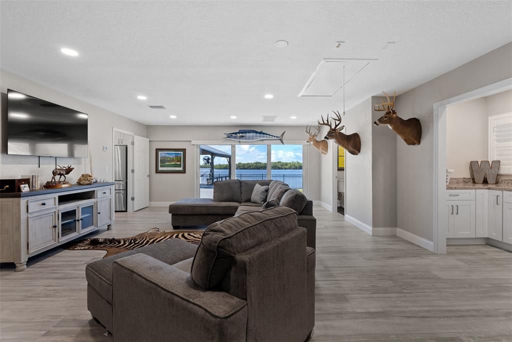 待售: $1,500,000 (3 贝兹, 3 浴室, 3100 平方英尺)