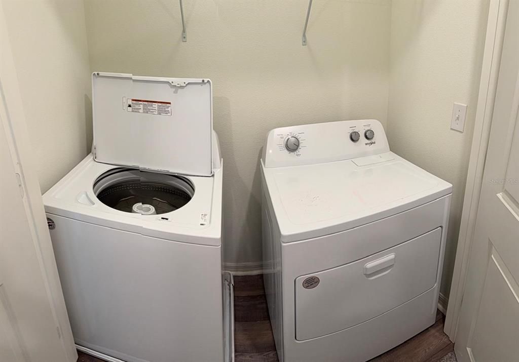 待售: $329,000 (3 贝兹, 2 浴室, 1464 平方英尺)