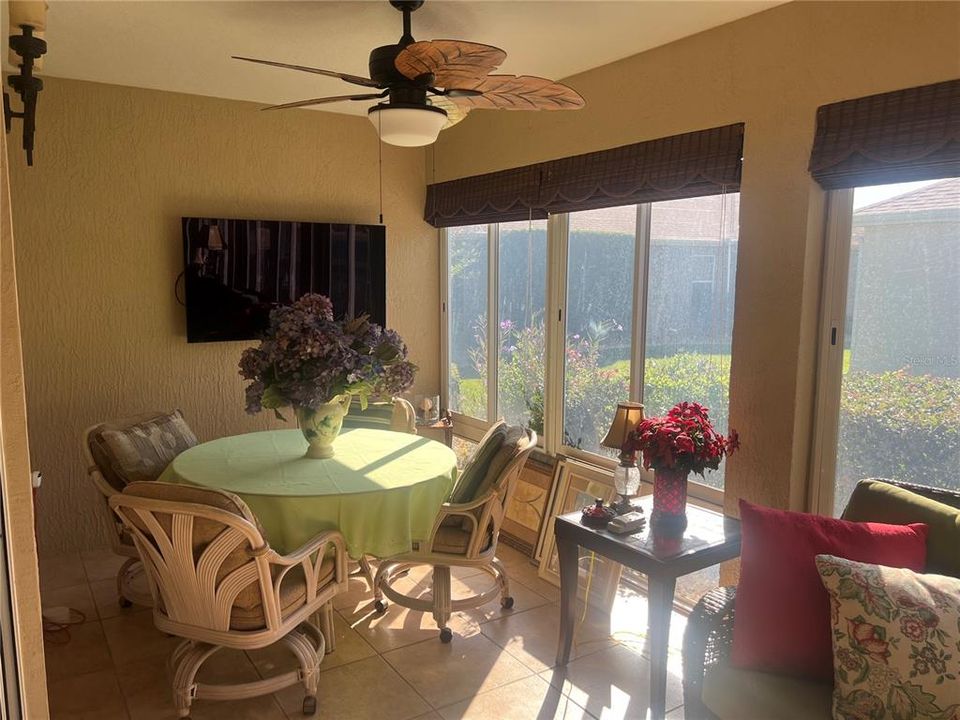 En Venta: $449,500 (3 camas, 2 baños, 1918 Pies cuadrados)