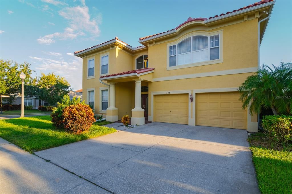 Active With Contract: $879,000 (4 beds, 3 baths, 3491 Square Feet)