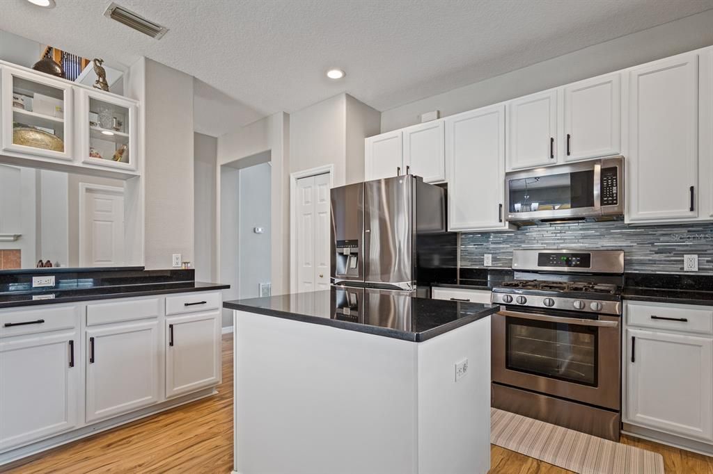 Active With Contract: $879,000 (4 beds, 3 baths, 3491 Square Feet)