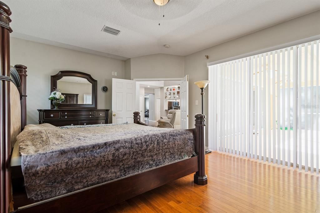 Active With Contract: $879,000 (4 beds, 3 baths, 3491 Square Feet)