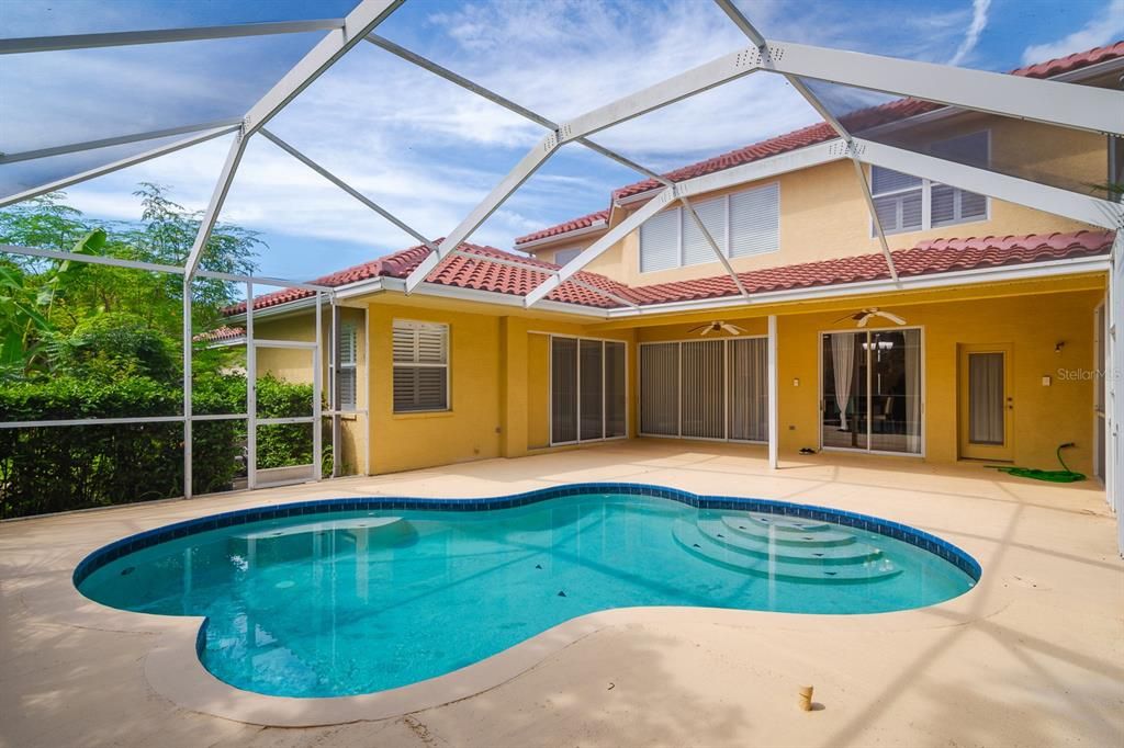 Active With Contract: $879,000 (4 beds, 3 baths, 3491 Square Feet)