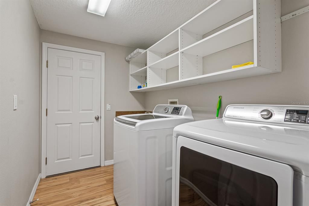 Active With Contract: $879,000 (4 beds, 3 baths, 3491 Square Feet)