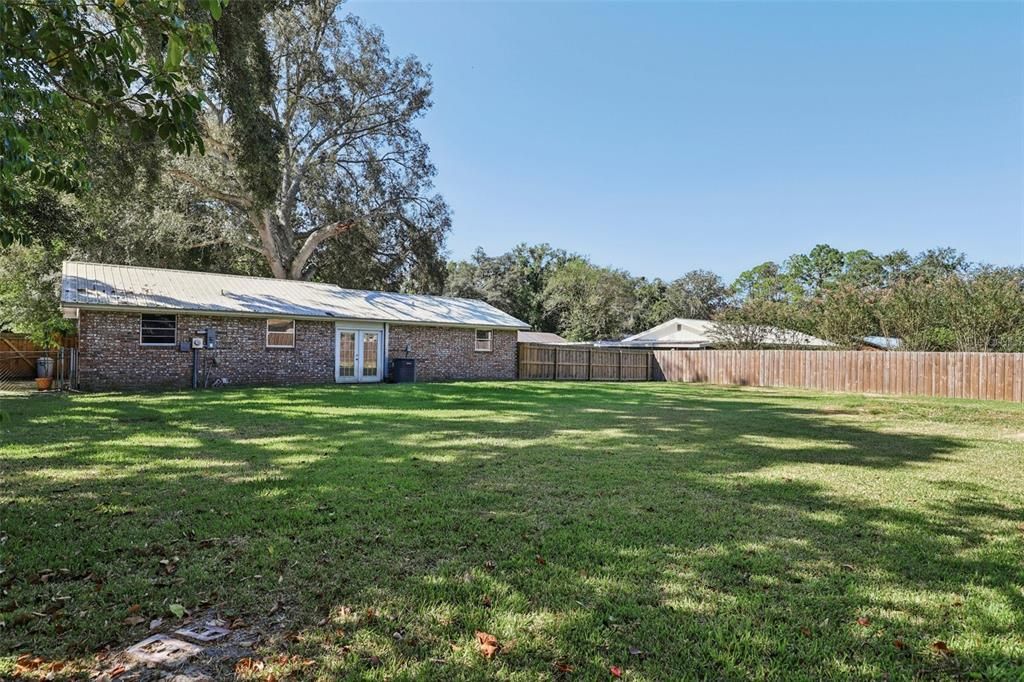 待售: $194,990 (3 贝兹, 1 浴室, 960 平方英尺)