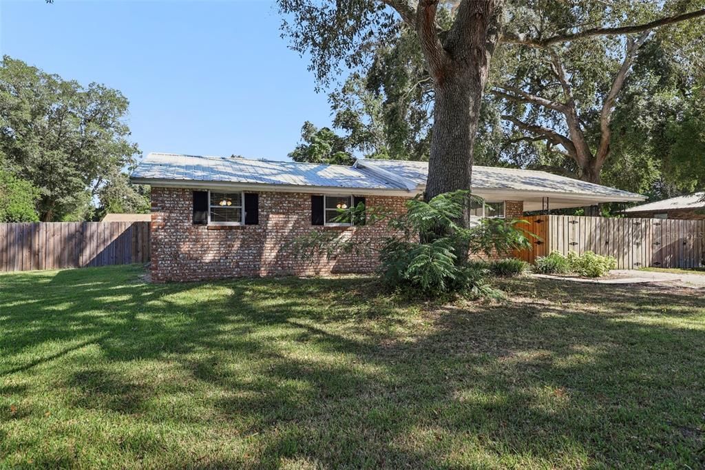 待售: $194,990 (3 贝兹, 1 浴室, 960 平方英尺)