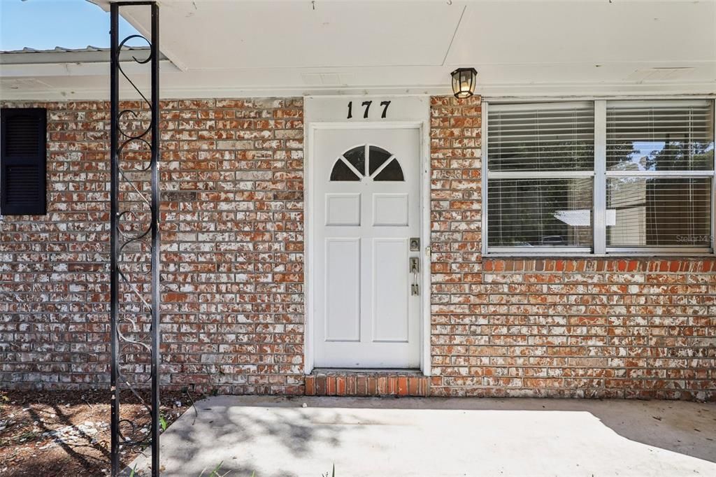 待售: $194,990 (3 贝兹, 1 浴室, 960 平方英尺)