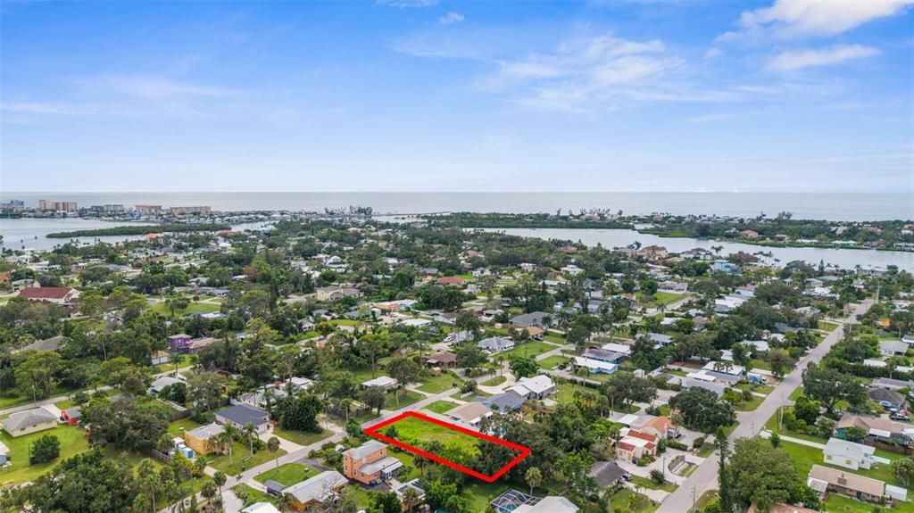 En Venta: $249,000 (0.19 acres)