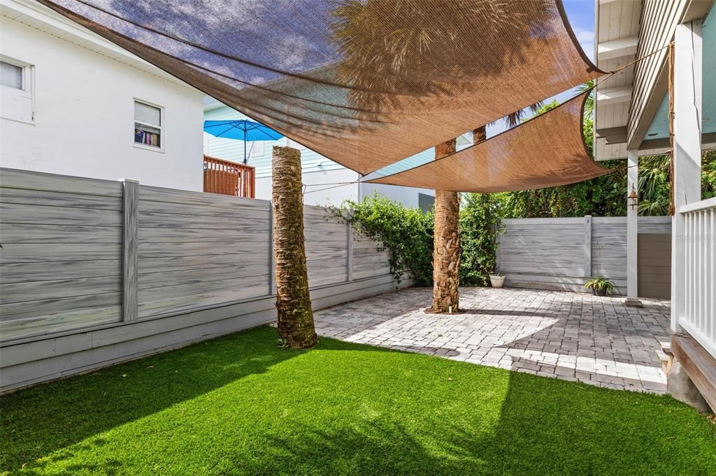 Под контрактом: $699,000 (3 спален, 2 ванн, 1333 Квадратных фут)