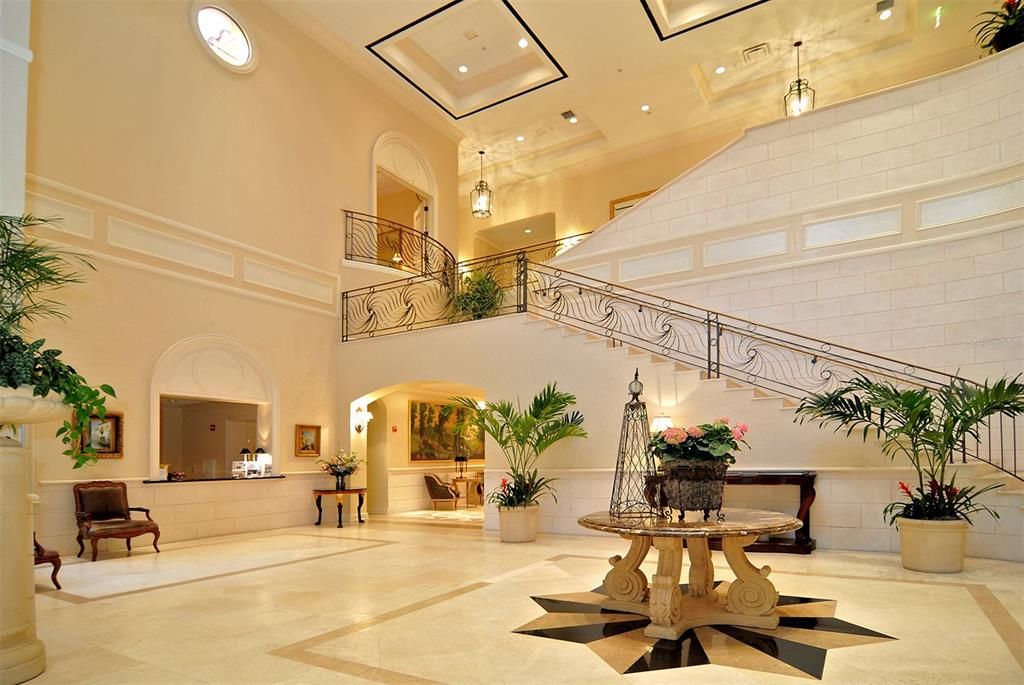 En Venta: $1,799,000 (3 camas, 3 baños, 3778 Pies cuadrados)