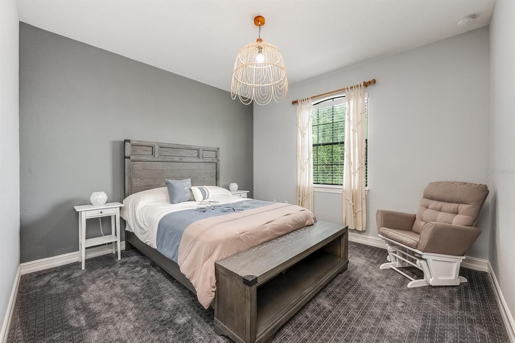 For Sale: $1,350,000 (6 beds, 5 baths, 4125 Square Feet)