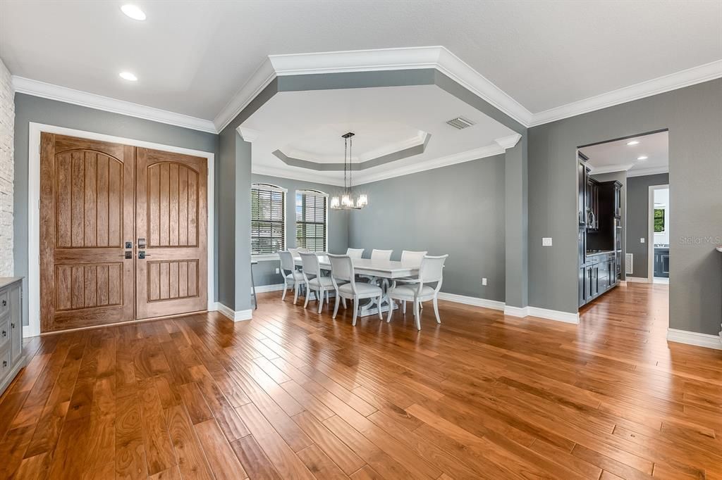 For Sale: $1,350,000 (6 beds, 5 baths, 4125 Square Feet)