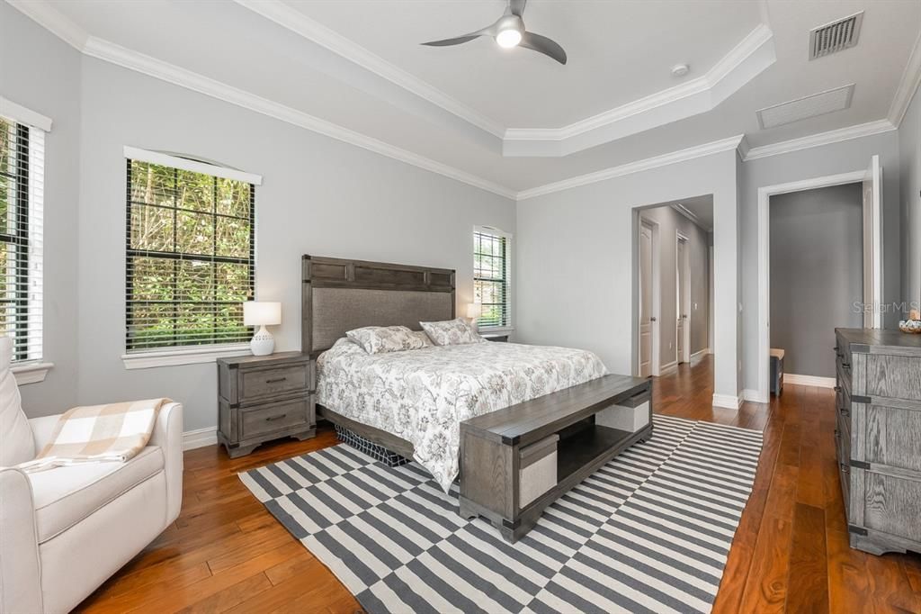 For Sale: $1,350,000 (6 beds, 5 baths, 4125 Square Feet)