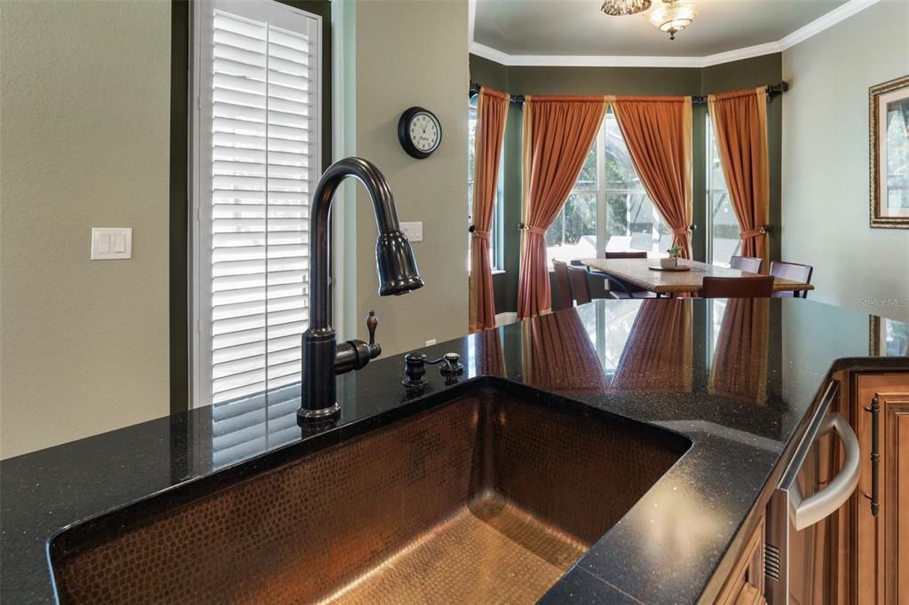 For Sale: $825,000 (5 beds, 4 baths, 3300 Square Feet)