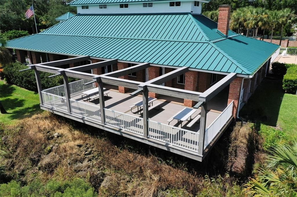 For Sale: $825,000 (5 beds, 4 baths, 3300 Square Feet)