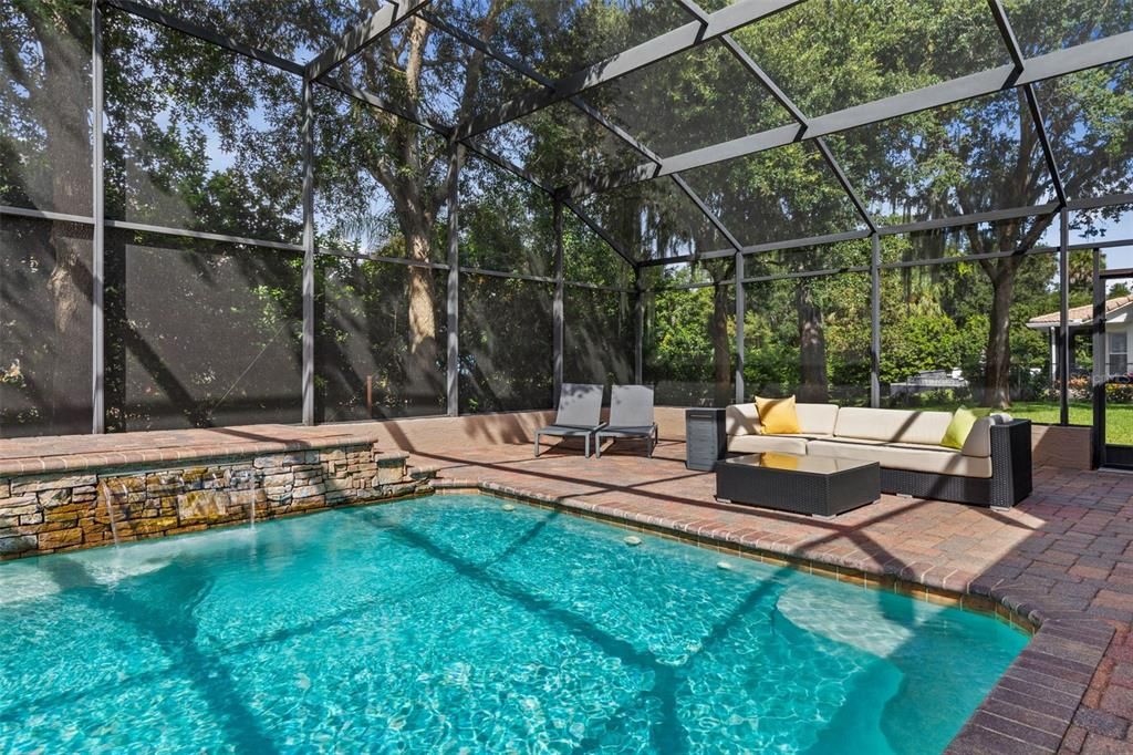 For Sale: $825,000 (5 beds, 4 baths, 3300 Square Feet)