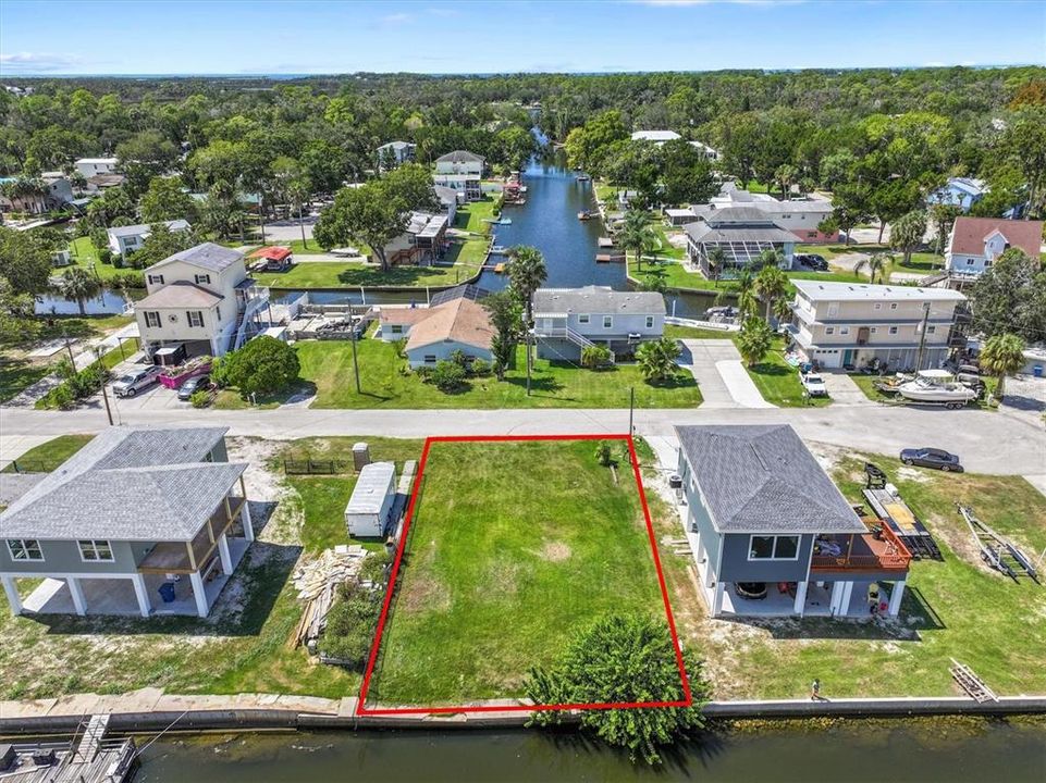 En Venta: $239,000 (0.11 acres)