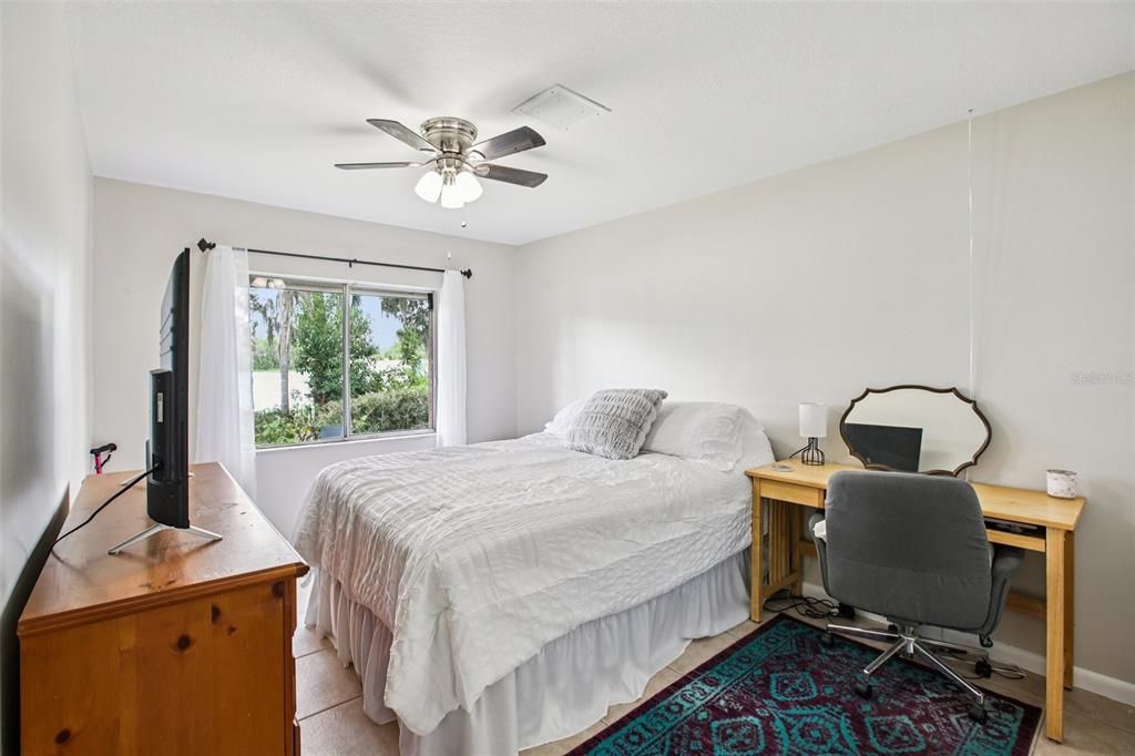 For Sale: $599,999 (3 beds, 3 baths, 2850 Square Feet)