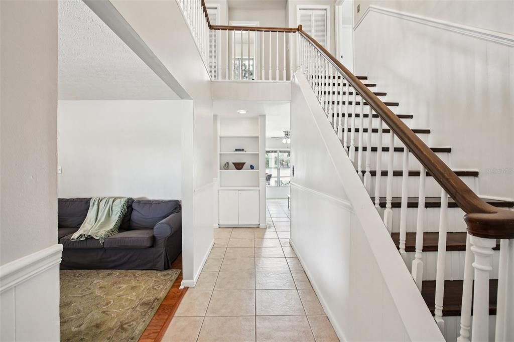 For Sale: $599,999 (3 beds, 3 baths, 2850 Square Feet)