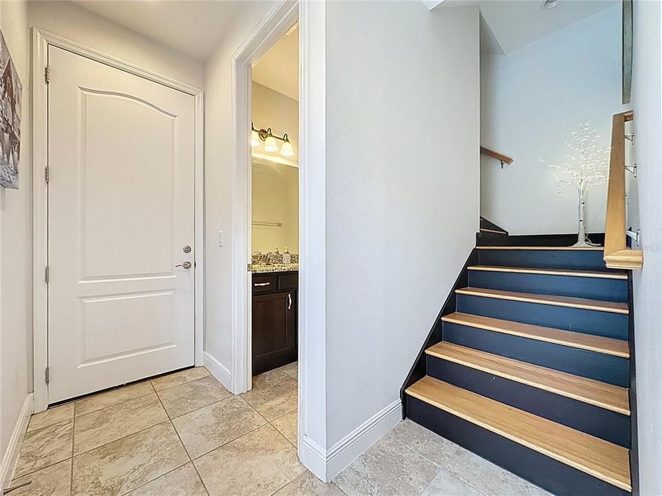 На продажу: $1,065,000 (4 спален, 3 ванн, 2221 Квадратных фут)