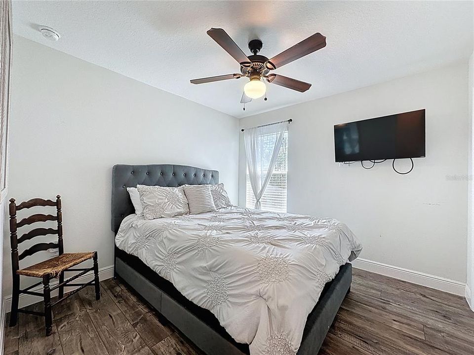 На продажу: $1,065,000 (4 спален, 3 ванн, 2221 Квадратных фут)