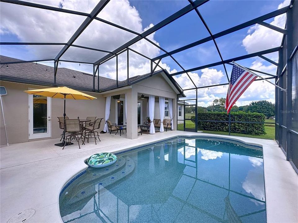 На продажу: $1,065,000 (4 спален, 3 ванн, 2221 Квадратных фут)