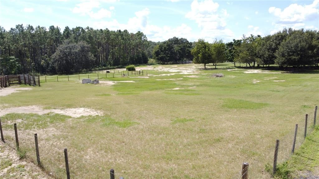 На продажу: $1,065,000 (4 спален, 3 ванн, 2221 Квадратных фут)