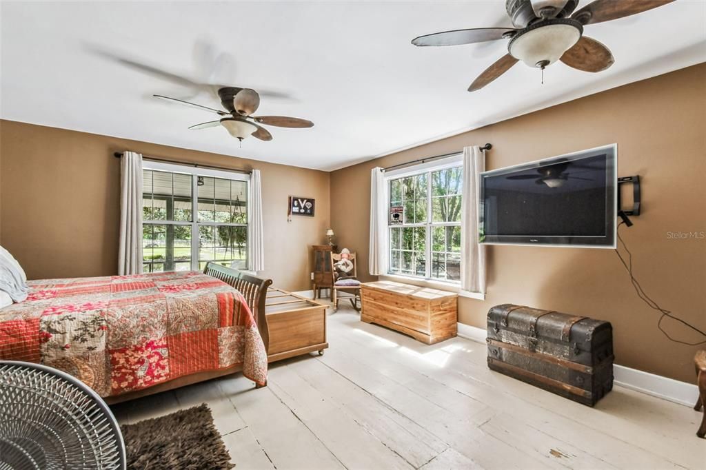 На продажу: $975,000 (5 спален, 4 ванн, 4418 Квадратных фут)