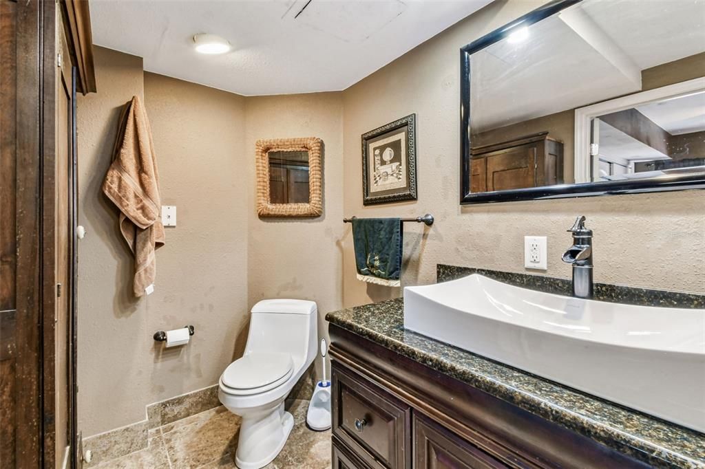 На продажу: $975,000 (5 спален, 4 ванн, 4418 Квадратных фут)