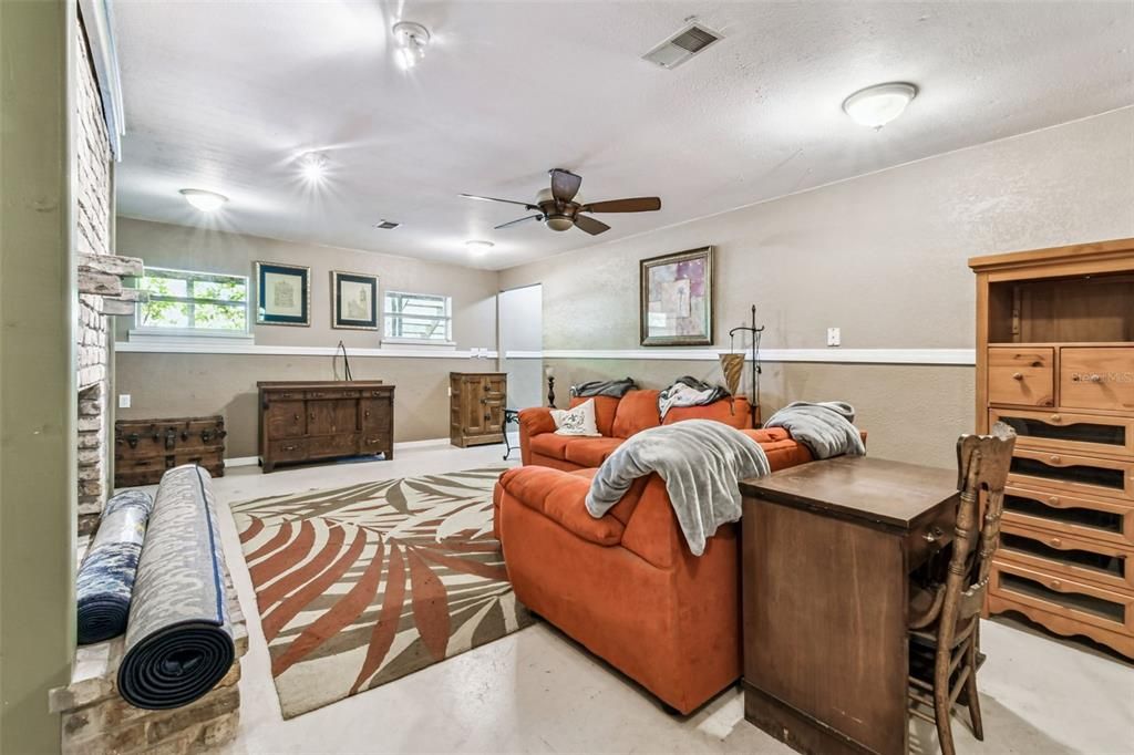 На продажу: $975,000 (5 спален, 4 ванн, 4418 Квадратных фут)