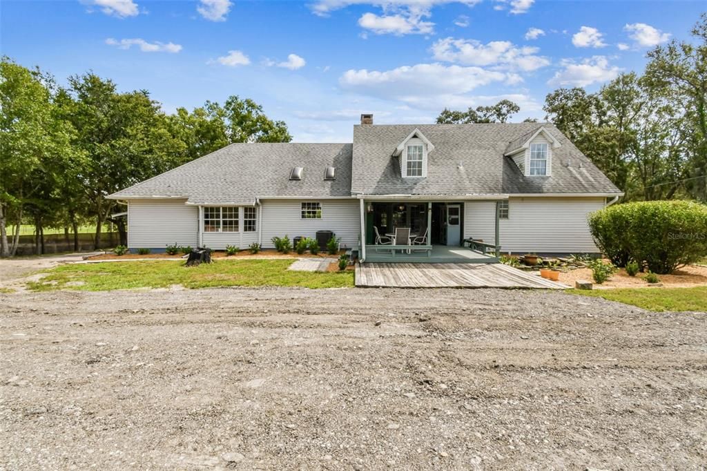 На продажу: $975,000 (5 спален, 4 ванн, 4418 Квадратных фут)