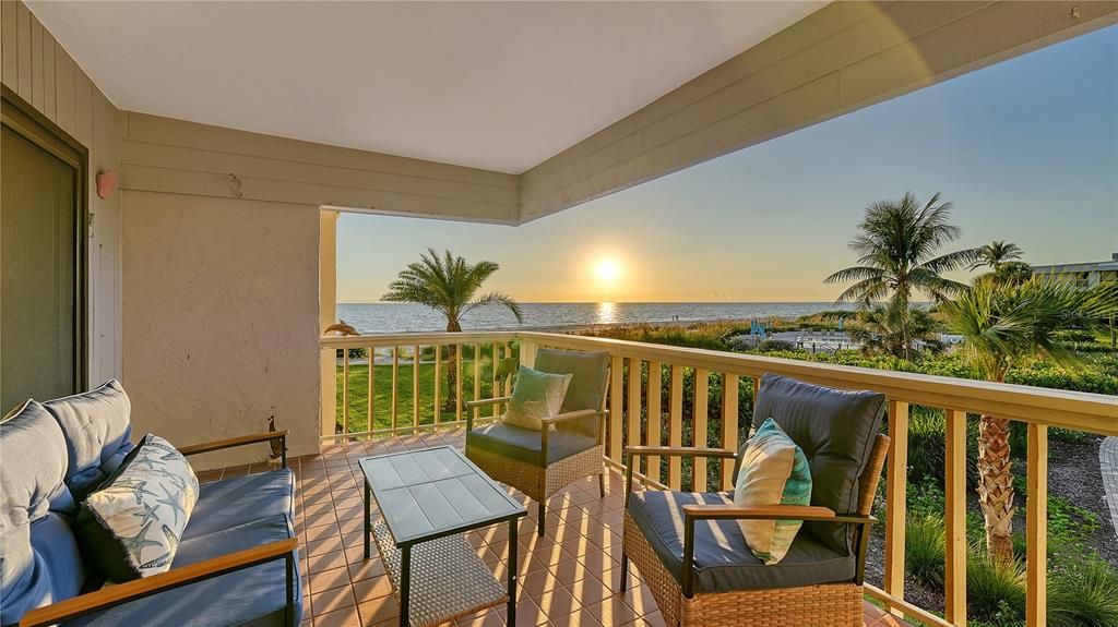 出租: $9,000 (2 贝兹, 2 浴室, 1561 平方英尺)