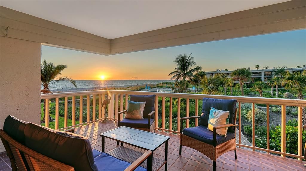 出租: $9,000 (2 贝兹, 2 浴室, 1561 平方英尺)