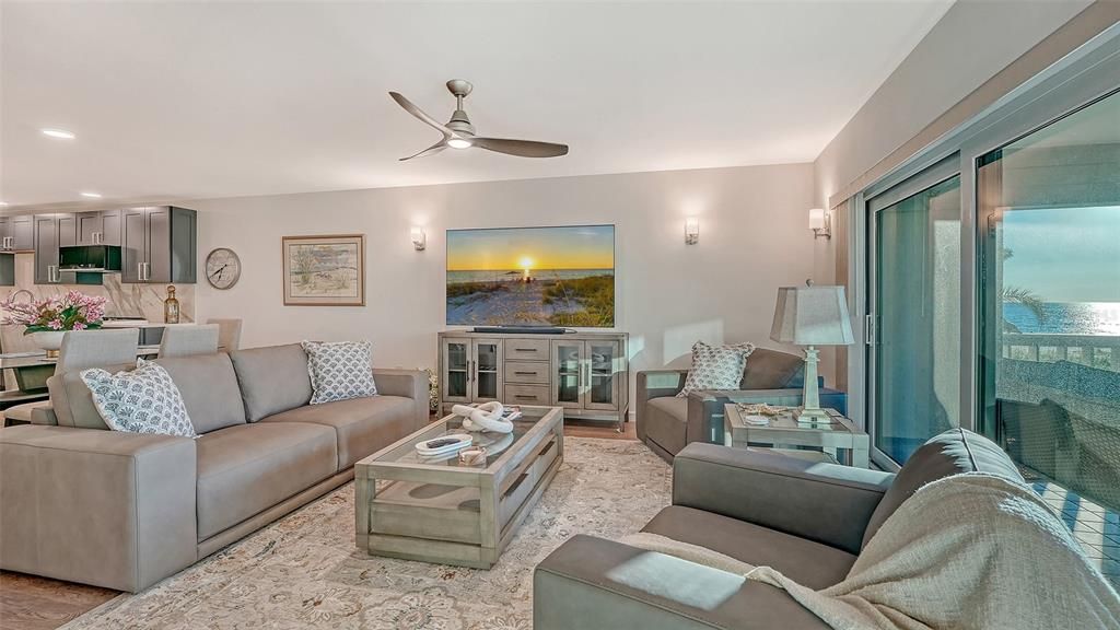 出租: $9,000 (2 贝兹, 2 浴室, 1561 平方英尺)