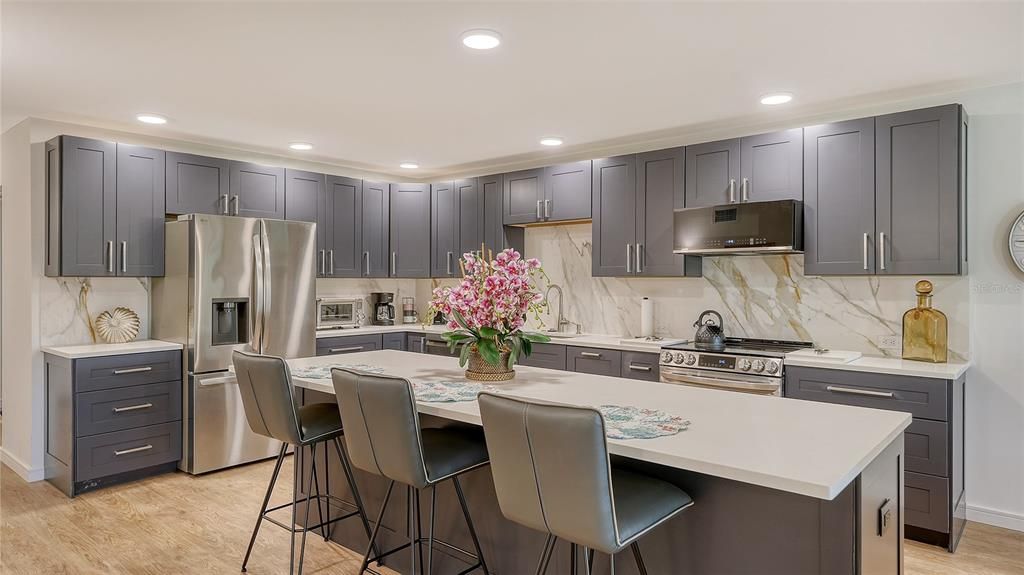 出租: $9,000 (2 贝兹, 2 浴室, 1561 平方英尺)