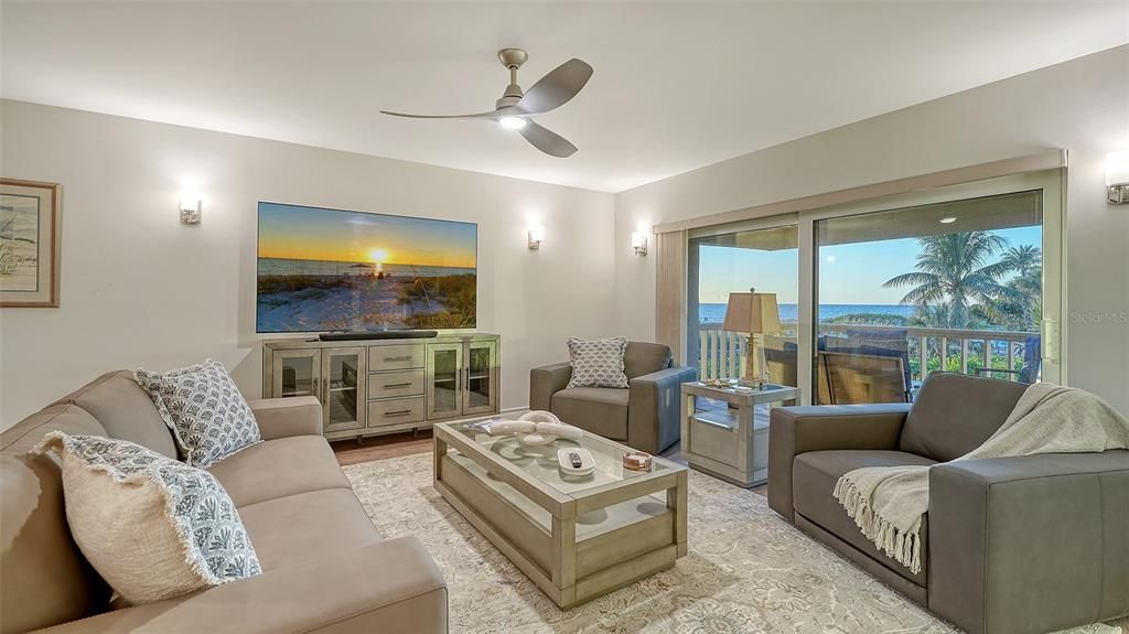 出租: $9,000 (2 贝兹, 2 浴室, 1561 平方英尺)