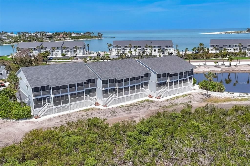 出租: $3,200 (2 贝兹, 2 浴室, 1248 平方英尺)