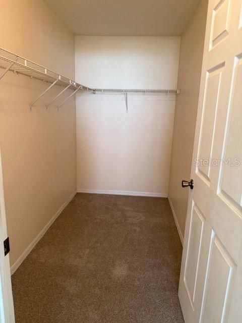 For Sale: $155,000 (1 beds, 1 baths, 847 Square Feet)