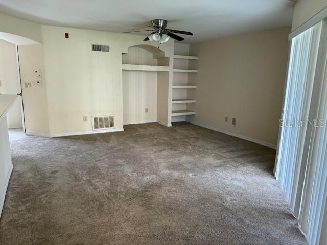 For Sale: $155,000 (1 beds, 1 baths, 847 Square Feet)