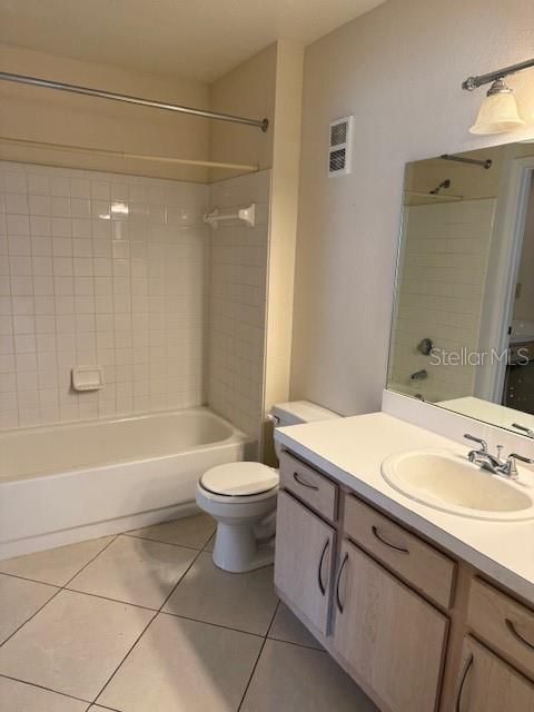 For Sale: $155,000 (1 beds, 1 baths, 847 Square Feet)